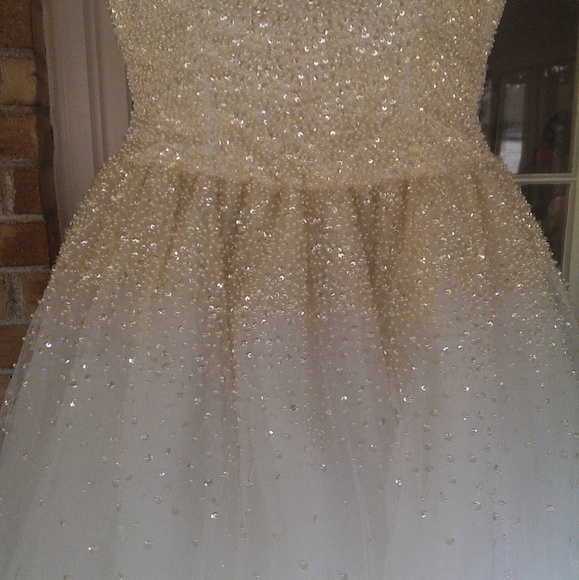 Formal Dress - Picture 4 of 4